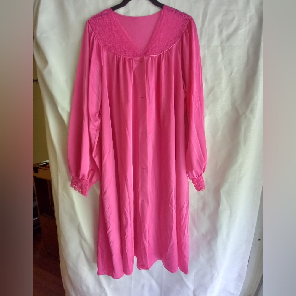 Vintage pink lace trim midi Shadowline night robe